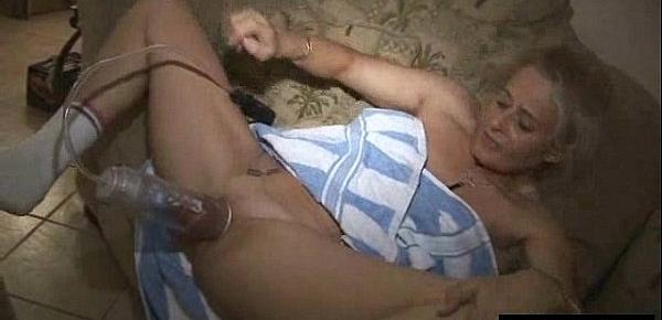  Erotic Fisting Lady Seduced And Rammed